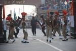 46. Vlaggenceremonie, bij Pakistaans-Indiase grens.JPG